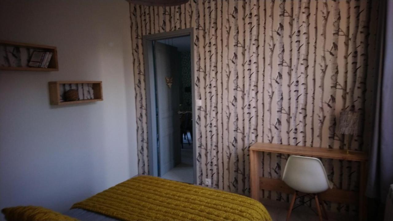 Le Jardin Des Ecureuils Hotel Demuin Bagian luar foto